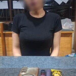 Wanita Cantik Pengedar Pod Getar Ditangkap Saat Transaksi di Parkiran Hotel 