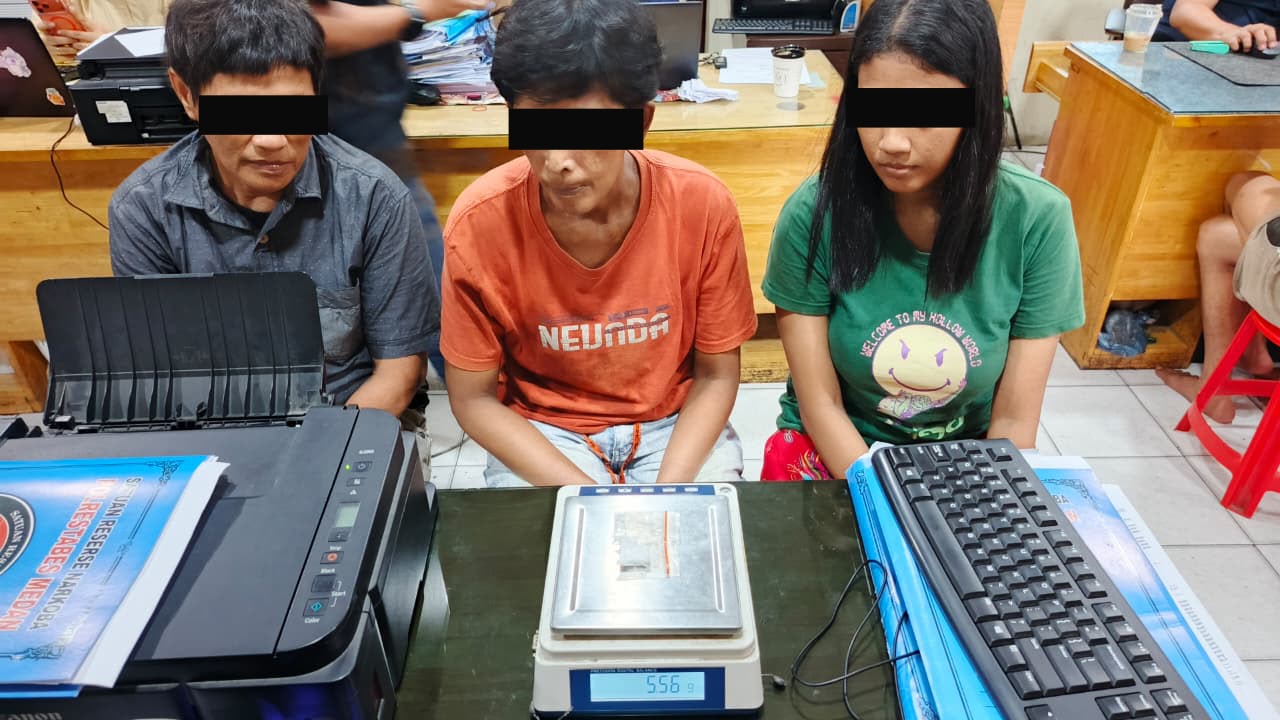 Tiga Wanita Pengedar Sabu Diciduk dari Rumah di Percut Sei Tuan