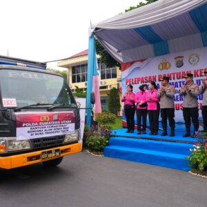 Tahap Pertama, Polda Sumut Berangkatkan 25 Ton Bantuan Kemanusiaan untuk Korban Gempa NTT