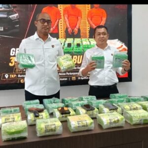 Paman dan Ponakan Kompak Bawa 35 Kg Sabu dari Tanjung Balai