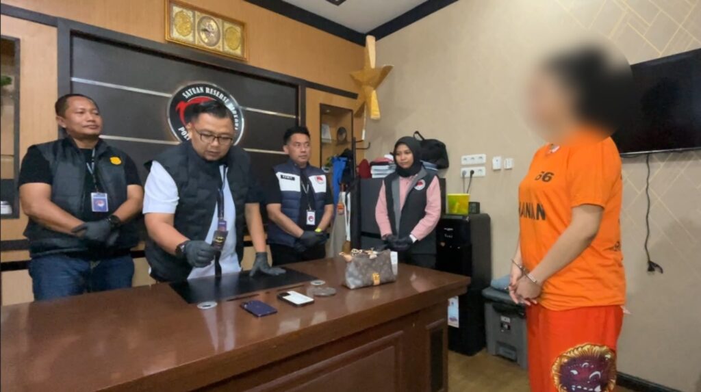 DJ Cantik Miss D Edarkan Pod Getar, Sering Tampil di Sejumlah THM di Medan