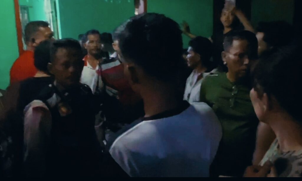 Amankan Terduga Pencuri, Dua Personel Polsek Sunggal Diamuk Massa