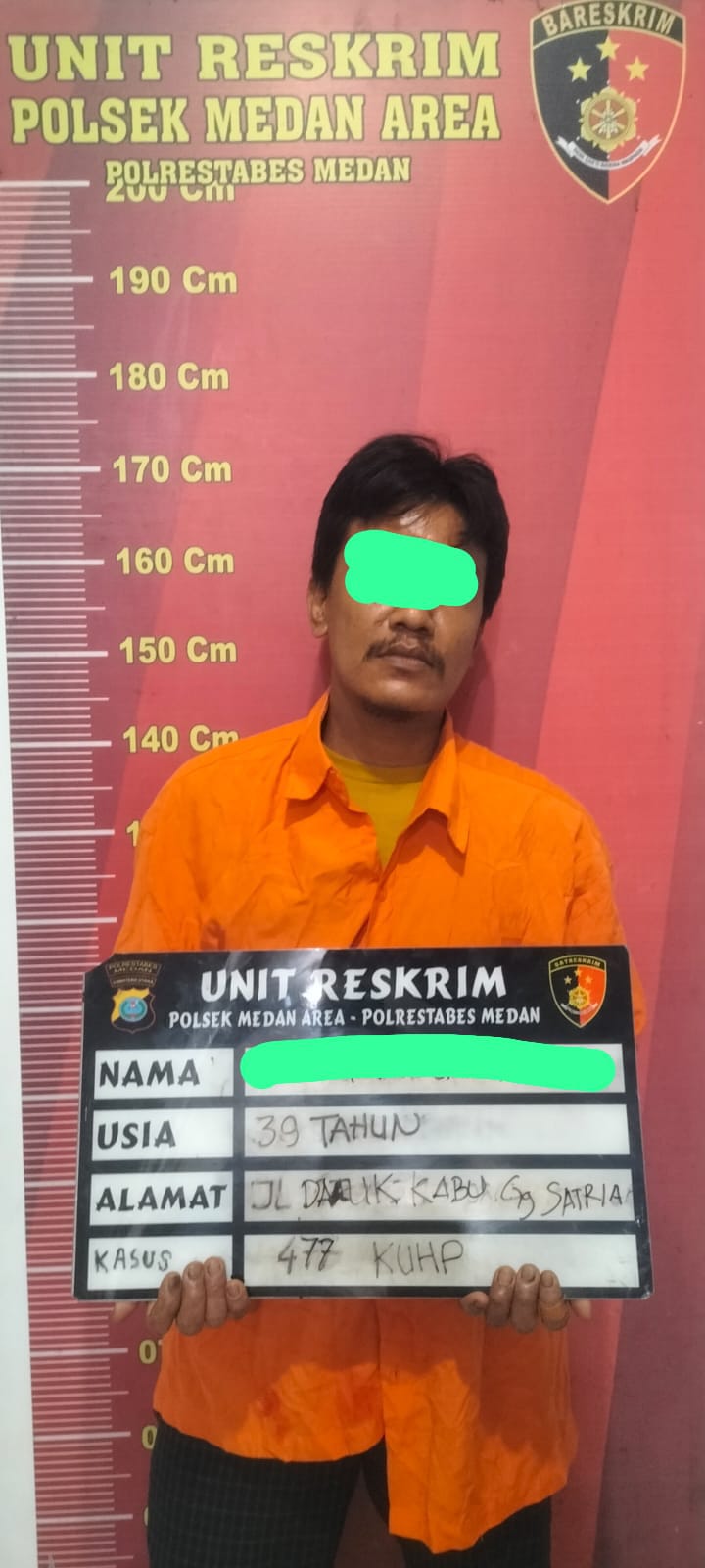 Pura-pura Bantu Turunkan Anak, Jukir Curi Tas IRT di Depan Apotek