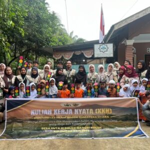 Aksi Seru Mahasiswa KKN UINSU: Tanamkan Kesadaran Berlalu Lintas Sejak Dini pada Siswa RA Wahyu Abadi