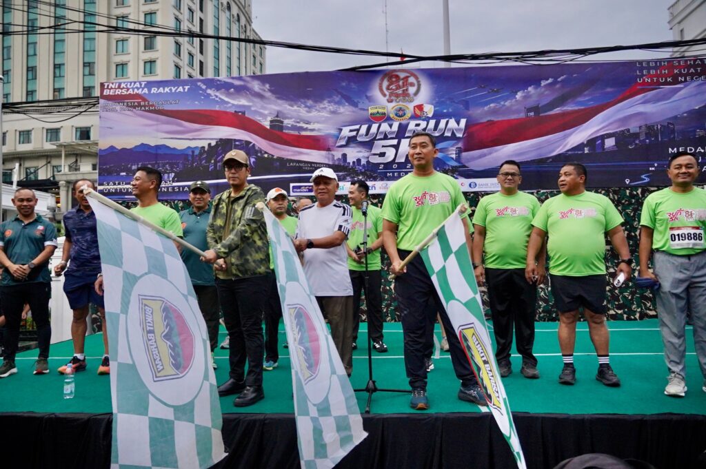 Rico Waas Bersama Pangdam I/BB dan Wagubsu Lepas 20.000 Peserta Fun Run 5K