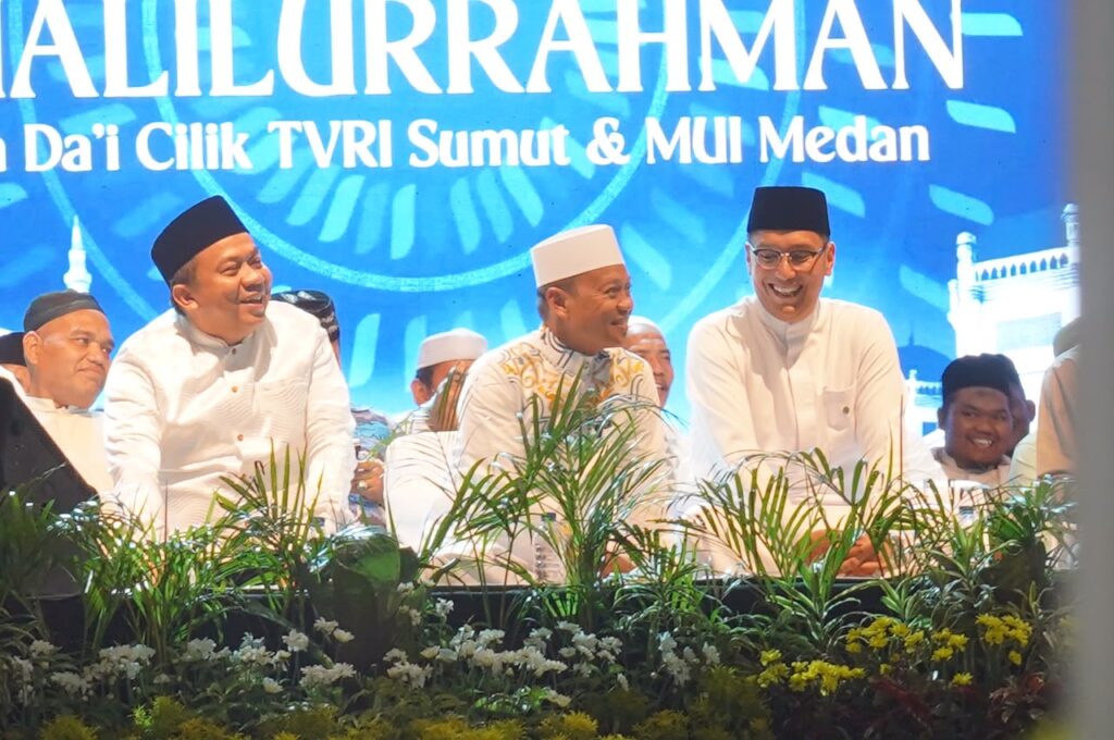 Peringati Maulid Nabi di Stadion Teladan, Rico Waas Ajak Bangun Medan Bersama