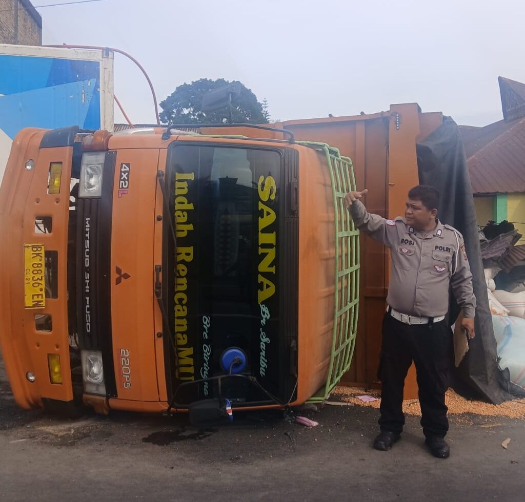 Kecelakaan Beruntun di Sibolangit Diduga Rem Blong, 4 Rumah dan 1 Sekolah Rusak