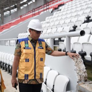 Pastikan Kualitas Pekerjaan, Rico Waas Soroti Keamanan dan Kualitas Pembangunan Stadion Teladan