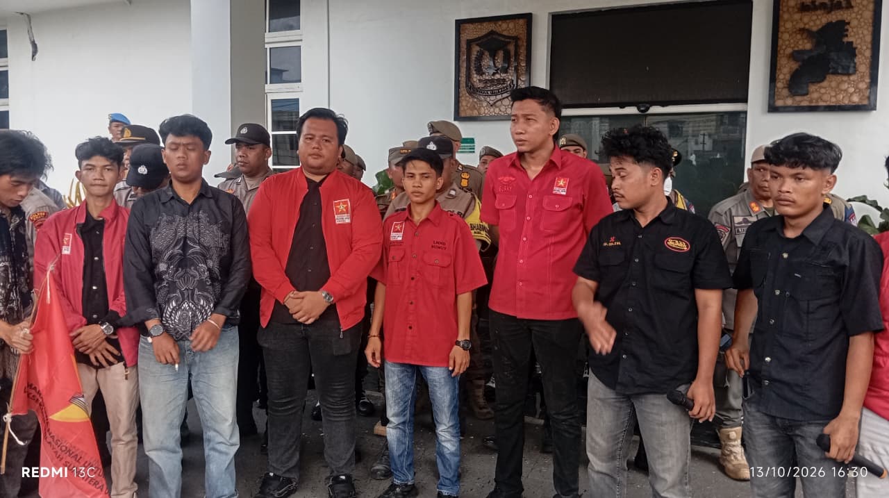 LMND Binjai Unjuk Rasa, Soroti Nasib PKL hingga Infrastruktur Jalan Berlubang