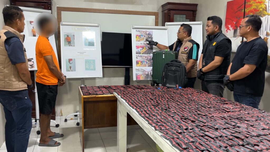 Bengkel di Percut Sei Tuan Jadi Gudang Penyimpanan 1.152 Vape Narkoba