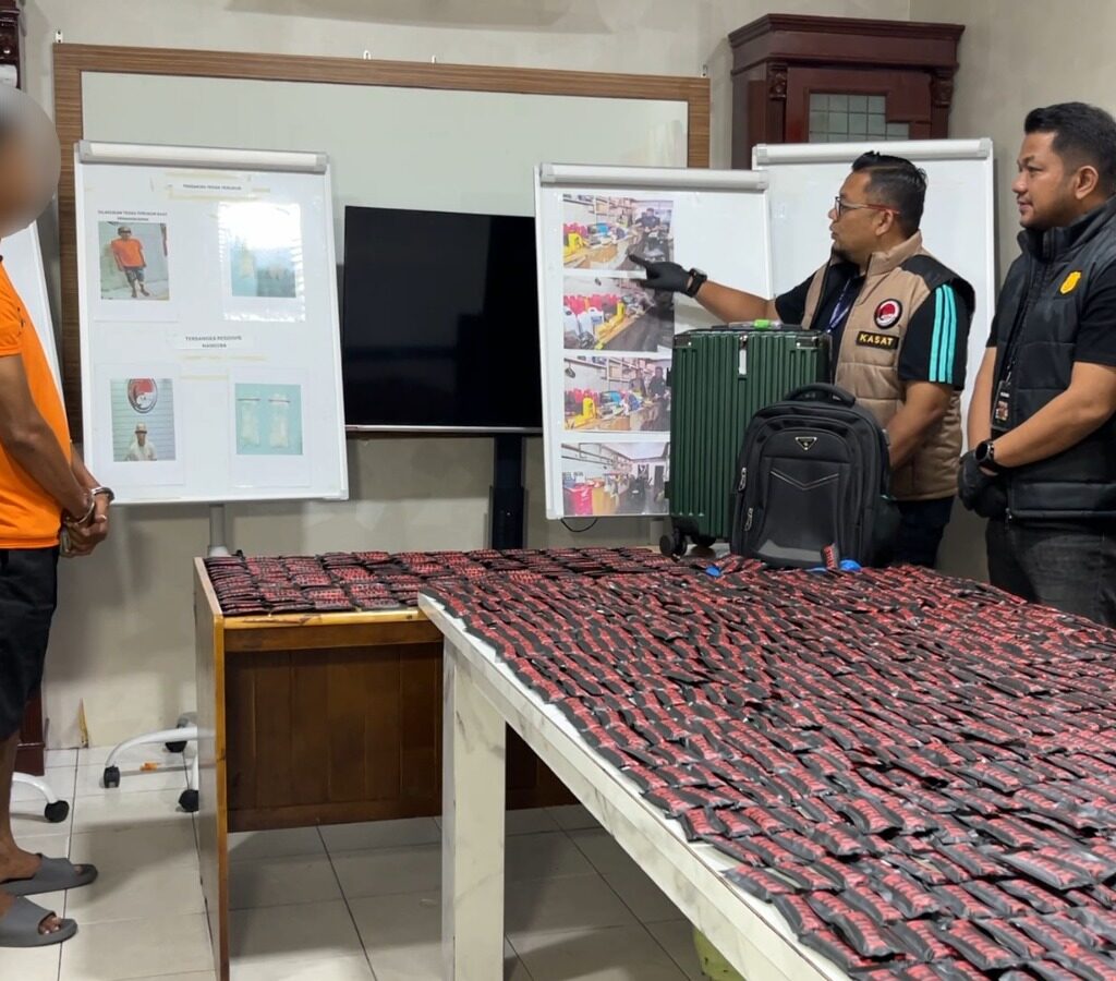 Bengkel di Percut Sei Tuan Jadi Gudang Penyimpanan 1.152 Vape Narkoba
