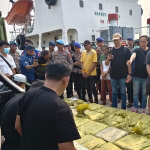 Pengungkapan Narkoba 2 Ton di Belawan, 8 Tersangka dan Kapal Global 168 Diamankan