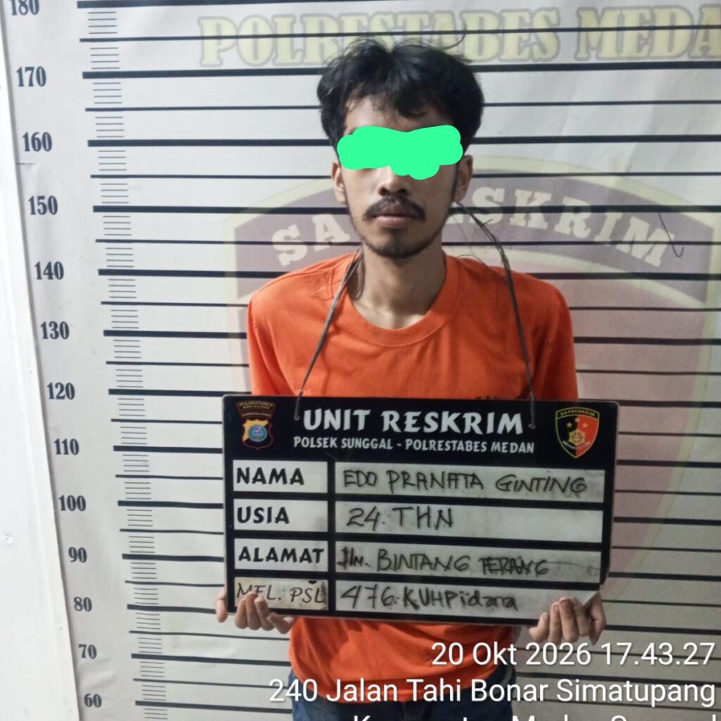 Pria ini Apes Tertangkap Tangan Maling Sawit Kebun PTPN IV, Temannya Kabur