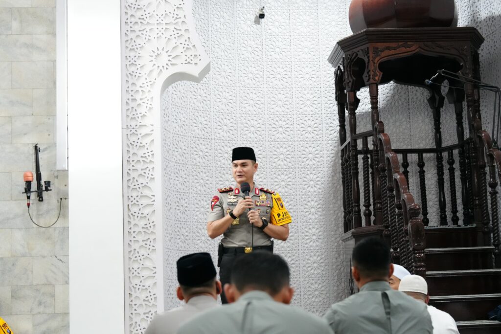 Kapolda Sumut Ajak Jamaah Masjid Muslimin Teladan Bersama Tolak Narkoba dan Jaga Kamtibmas