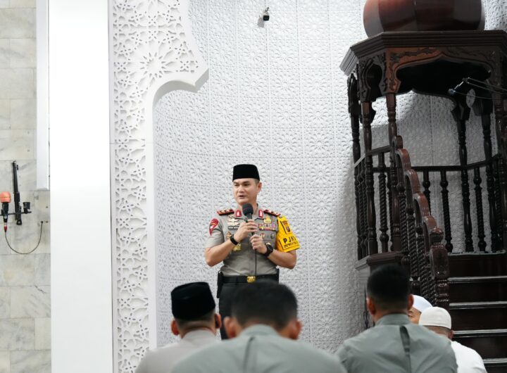 Kapolda Sumut Ajak Jamaah Masjid Muslimin Teladan Bersama Tolak Narkoba dan Jaga Kamtibmas